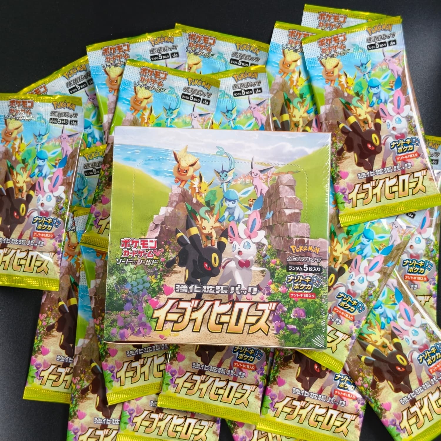 1 Box Homemade S6A Eevee Heroe - đánh giá và giá Board Game Japan